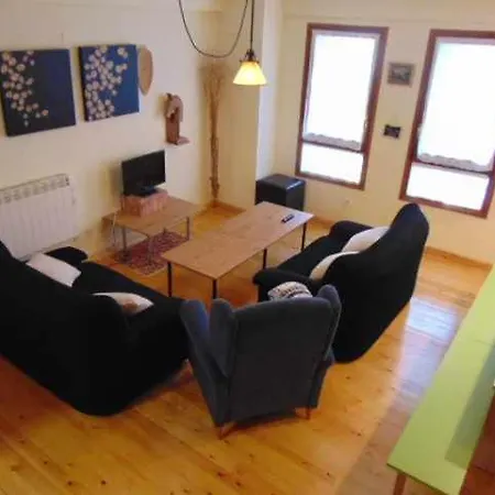 Duplex Quinones En Montanas * El Pueyo de Jaca